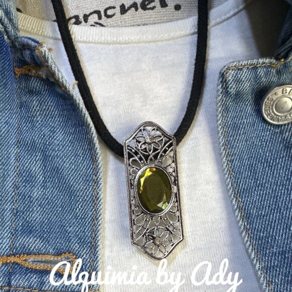 Silver vintage statement pendant black cord short necklace - Picture 2 of 3